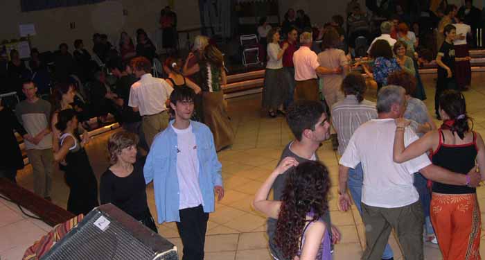 LES BALS