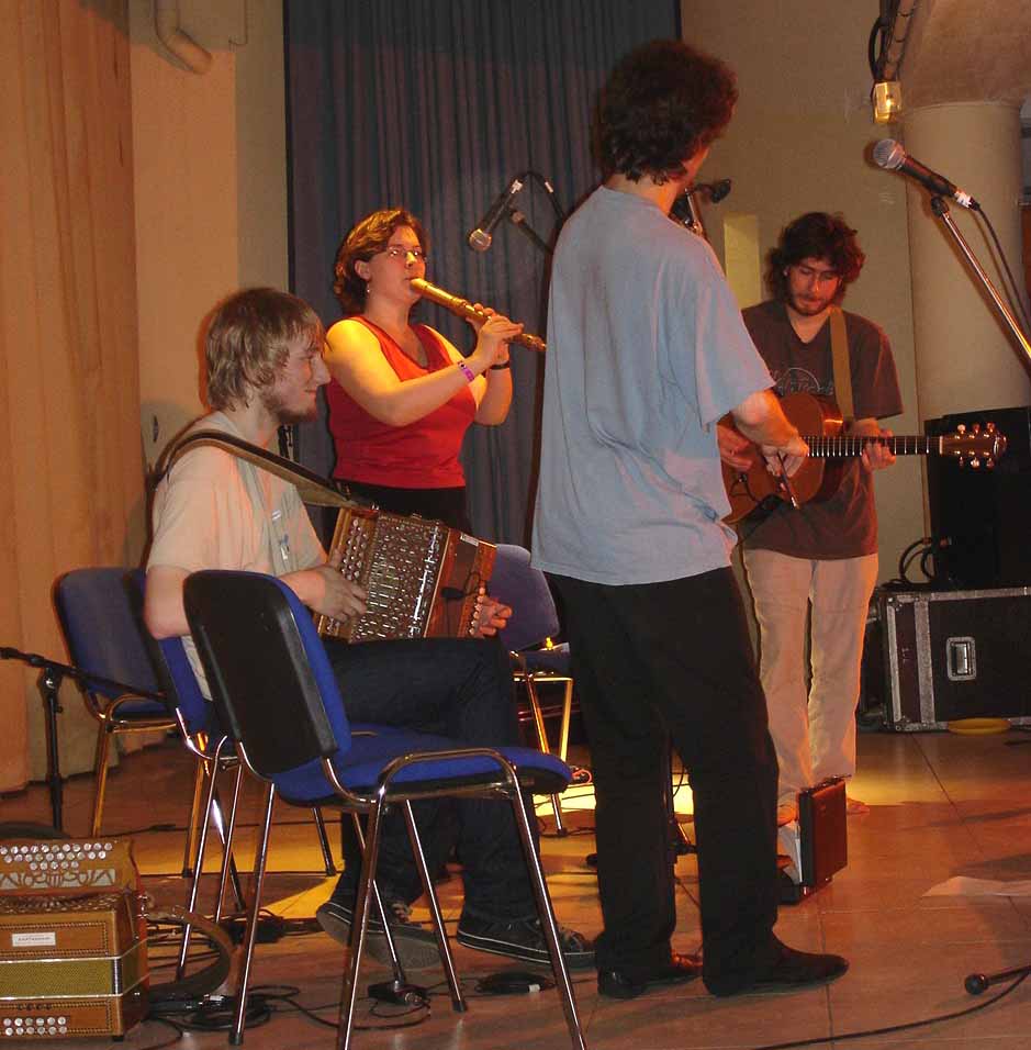 LES MUSICIENS