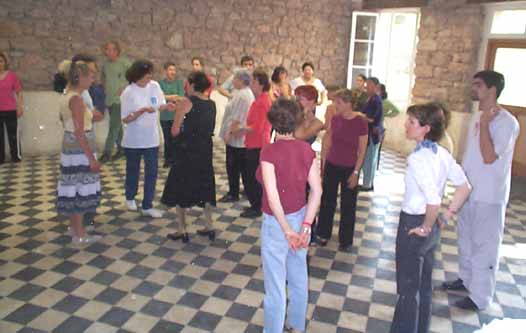 LES ATELIERS DE DANSES