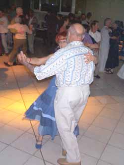 LES BALS