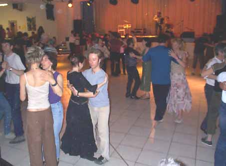 LES BALS