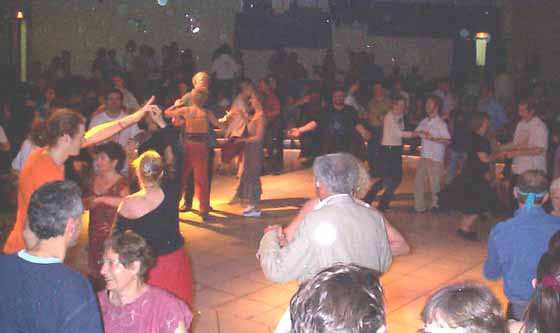 LES BALS