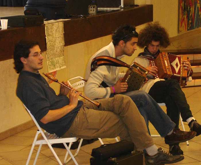 LES MUSICIENS